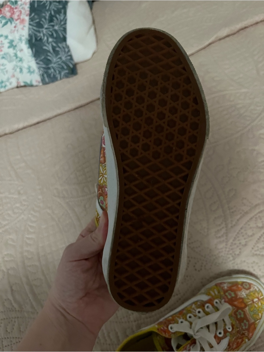 Vans Floral Low-Top Sneakers in Yellow and Orange - Picture 3 of 4